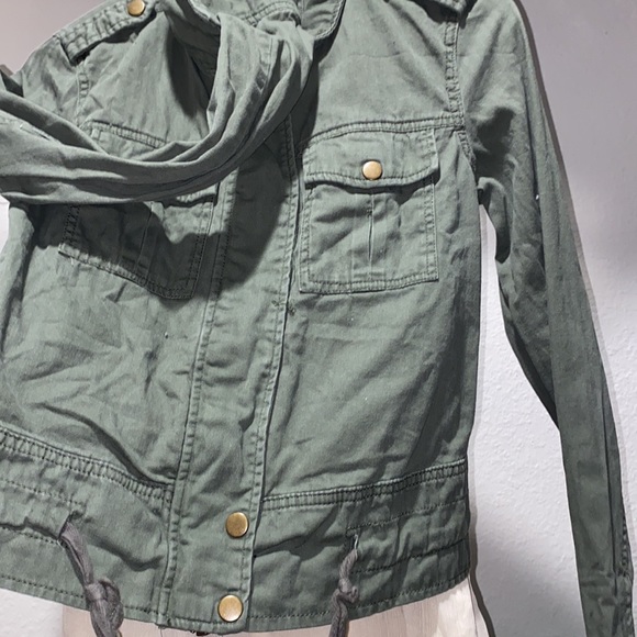 Army Green Jacket - Picture 6 of 7